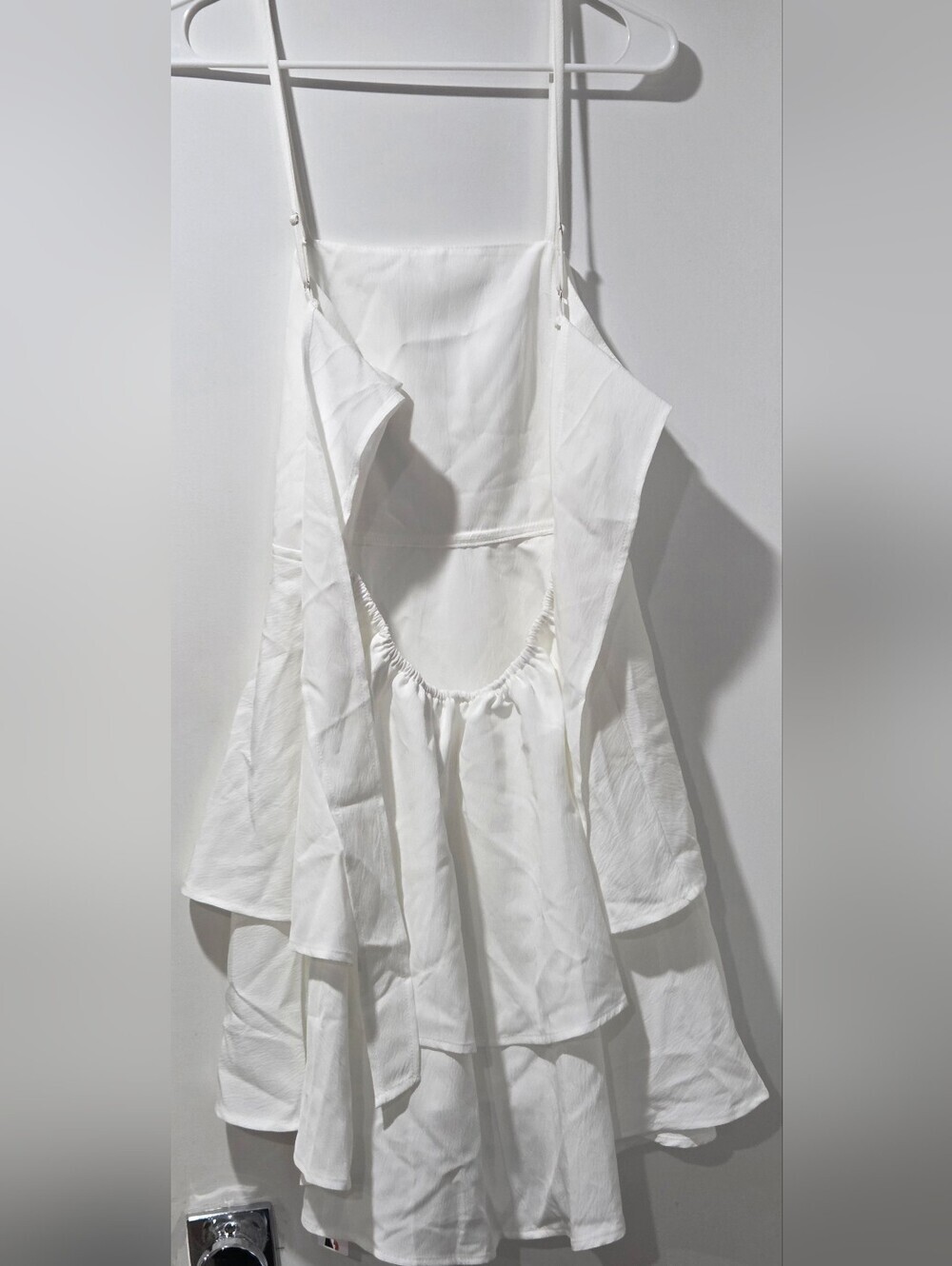Women’s White Ruffle-Back Tank Top - Picture 3 of 4